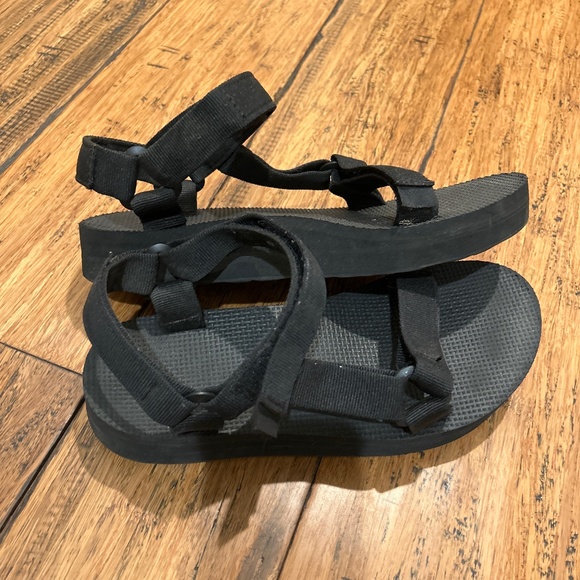 WOMENS TEVA MIDFORM SANDALS SIZE 7 BLACK - Picture 1 of 4